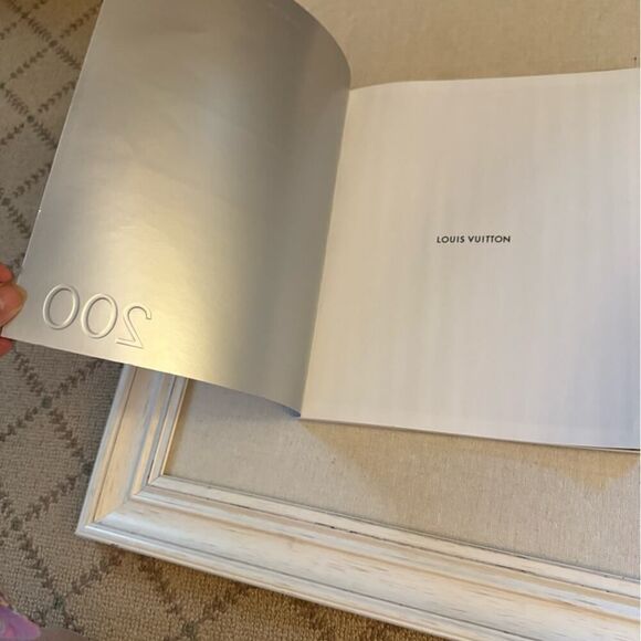 Louis Vuitton 200 Anniversary Edition coffee table book - Picture 9 of 9